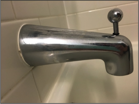 Bath and shower diverters faucet