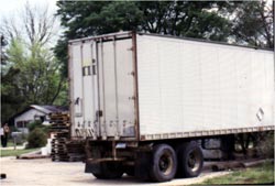 truck without placards