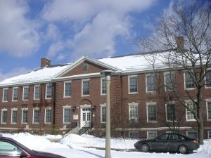 Photo of EPA’s Region 2 Laboratory in Edison, New Jersey in winter.