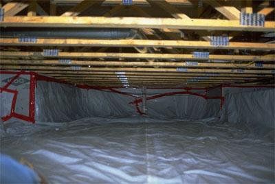 Example of a crawlspace without mold or water problems.