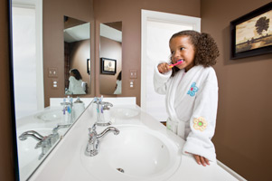 Picture of a girl brushing her teeth